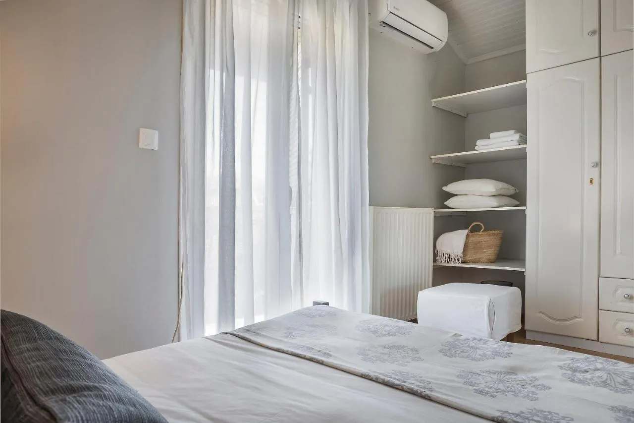 Dogma - Central & Stylish Maisonette Apartment Lixouri 0*,