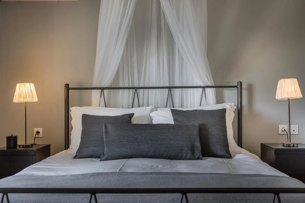 Dogma - Central & Stylish Maisonette Apartment Lixouri