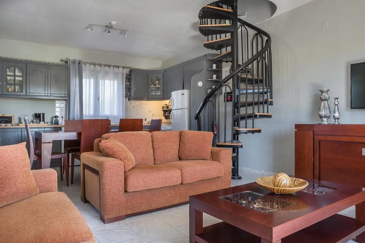Dogma - Central & Stylish Maisonette Apartment Lixouri 0*,